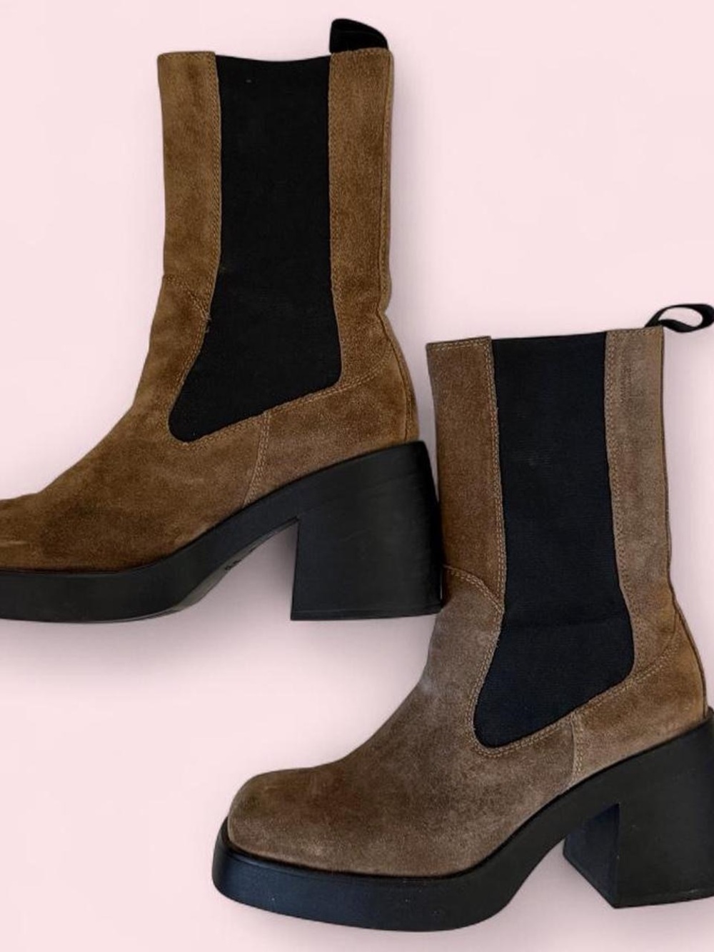 Vagabond Suede Chelsea Boots